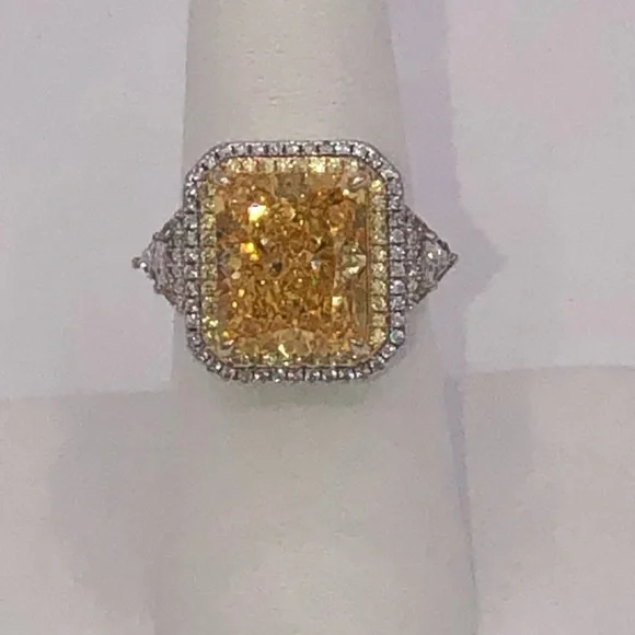 8ct Fancy Canary Ring - Picture 3 of 12